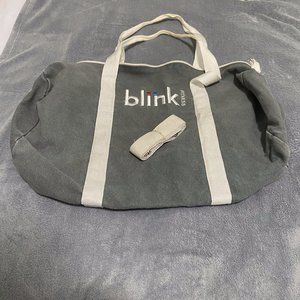 Simple Blink Fitness Gray Single Pouch Duffle Bag
